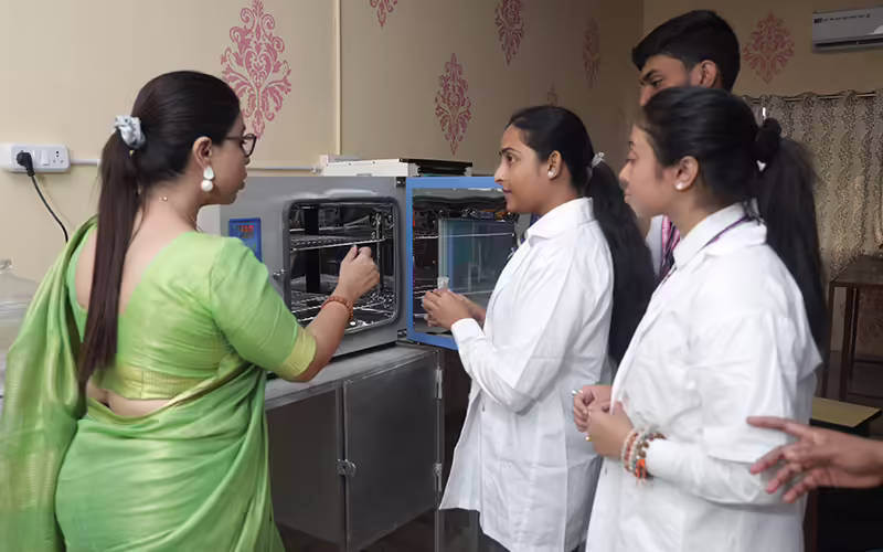 A laboratory at Swami Vivekananda University