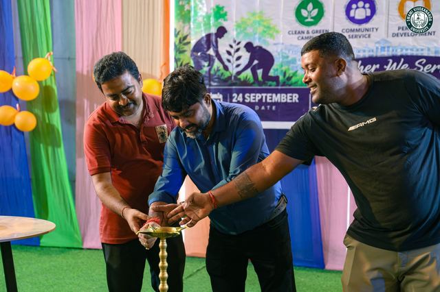 Cutting the ribbon to open the NSS Day celebration